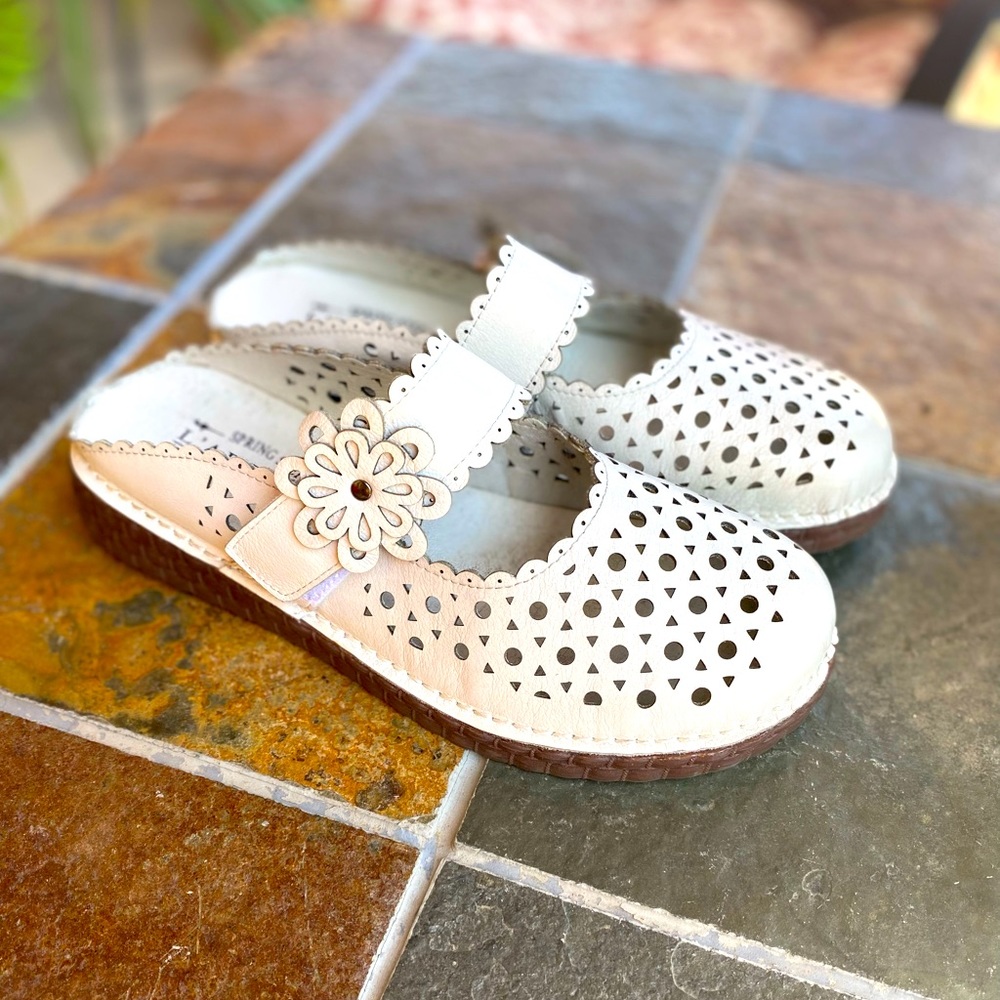 L’Artiste Spring Step Smoosh Mule